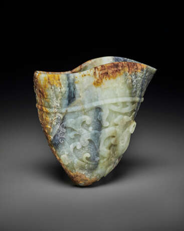 A VERY RARE IMPERIALLY INSCRIBED GREY, RUSSET AND BLACK JADE RHYTON, GONG - photo 1