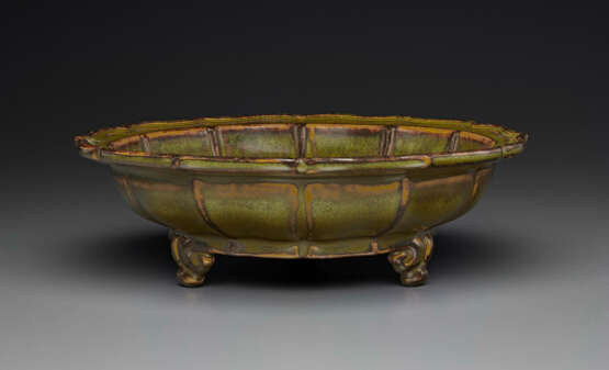 A RARE ‘EEL SKIN’-GLAZED `NARCISSUS BOWL’ - фото 4