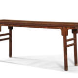A HUANGHUALI RECESSED-LEG TABLE - photo 3