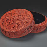 A RARE AND FINELY CARVED RED LACQUER `HUNDRED BOYS’ CIRCULAR BOX AND COVER - фото 2