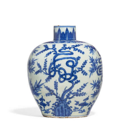A BLUE AND WHITE `AUSPCIOUS CHARACTERS’ JAR - photo 4