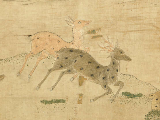 AN EXCEPTIONALLY RARE TWELVE-PANEL EMBROIDERED AND PAINTED `DEER AND CRANE` SCREEN - photo 3