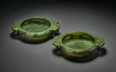 A PAIR OF SMALL SPINACH-GREEN JADE &#39;MARRIAGE BOWLS&#39;