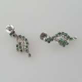 Ein Paar Smaragd-Diamant-Ohrhänger - Foto 3