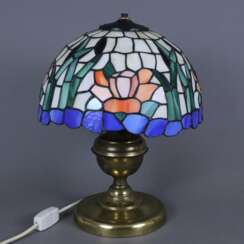 Tischlampe im Tiffany-Stil