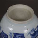 Blau-weiße Vase - фото 2