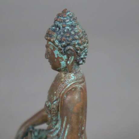 Figur des Buddha Shakyamuni - photo 4
