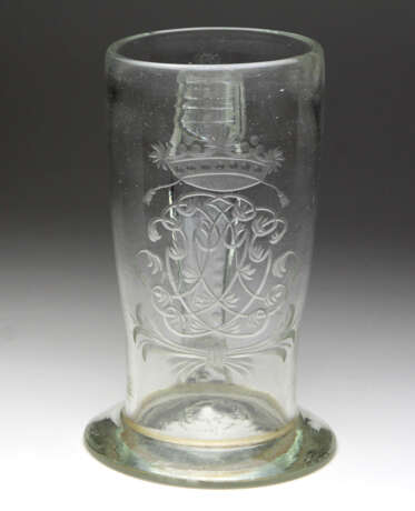 Spiegelmonogramm Henkelglas um 1800 - Foto 1