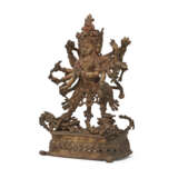 A GILT-COPPER FIGURE OF CHAKRASAMVARA - фото 2