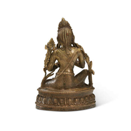 A SILVER AND COPPER-INLAID BRONZE FIGURE OF MAITREYA - Foto 4
