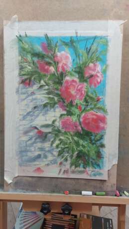 Мамины розы сухая пастель Pastel on paper Realism Landscape painting 2022 - photo 2