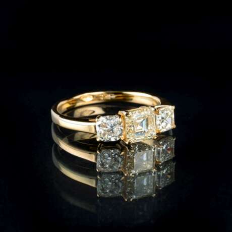 Diamant-Ring mit Fancy Diamant. - photo 2