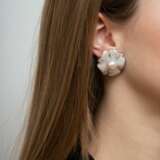 Paar Perlen-Brillant-Ohrringe in Blütenform. - photo 2