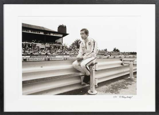 Rainer W. Schlegelmilch (Suhl 1941). Ein nachdenklicher Jacky Ickx auf dem Nürburgring. - photo 2