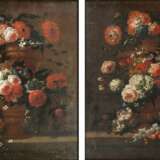 Mario Nuzzi (Penna Fermana 1603 - Rom 1673), Umkreis. Paar Gegenstücke: Blumen in Vasen. - Foto 1
