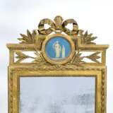 Louis XVI Spiegel mit Figuren-Tondo. - Foto 2