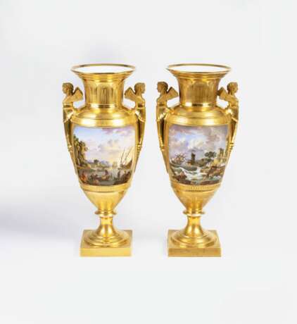Atelier Céline Parmentier-Jolly tätig um 1843-49. Paar feiner französischer Empire-Vasen. - фото 2