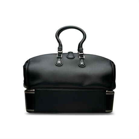 A BLACK CALFSKIN LEATHER VOYAGE BAG WITH SILVER HARDWARE BY JOHN GALLIANO - Foto 3