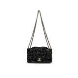 A BLACK LAMBSKIN LEATHER CAMELLIA FLAP BAG WITH SILVER HARDWARE - фото 11