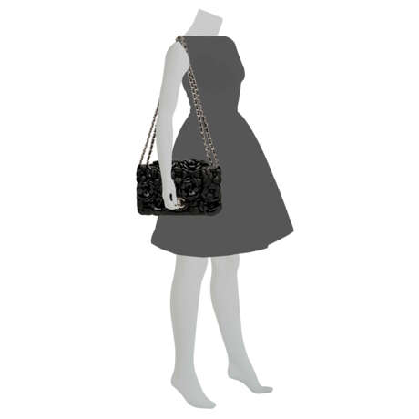 A BLACK LAMBSKIN LEATHER CAMELLIA FLAP BAG WITH SILVER HARDWARE - фото 14