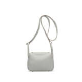 A GRIS PERLE CLÉMENCE LEATHER MINI LINDY 19 WITH PALLADIUM HARDWARE - photo 3