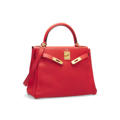 A ROUGE PIVOINE CLÉMENCE LEATHER RETOURNÉ KELLY 28 WITH GOLD HARDWARE - photo 2