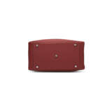 A ROUGE CASAQUE CLÉMENCE LEATHER LINDY 30 WITH PALLADIUM HARDWARE - Foto 4