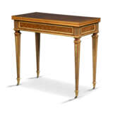 A FRENCH ORMOLU-MOUNTED PLUM-PUDDING MAHOGANY CARD TABLE - фото 2
