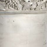 A GEORGE III SILVER CUP AND COVER - Foto 3