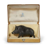 A LARGE JEWELLED OBSIDIAN MODEL OF A BOAR - photo 5