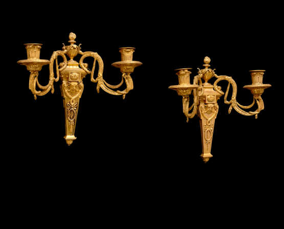 A PAIR OF NEOCLASSICAL ORMOLU TWO-LIGHT WALL-LIGHTS - photo 3