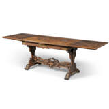 A FRENCH 'JAPONISME' GILT-BRASS-MOUNTED AND MOTHER-OF-PEARL-INLAID STAINED BEECH AND ROSEWOOD LIBRARY TABLE - Foto 4
