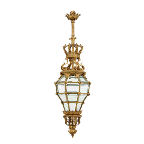 A LARGE FRENCH ORMOLU AND BEVELLED GLASS LANTERN - photo 1