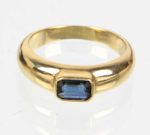 blauer Saphir Ring - Gelbgold 375 - photo 1