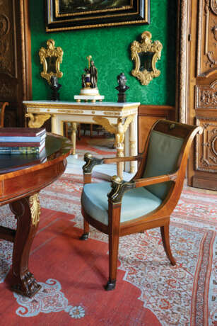 A SUITE OF EMPIRE GILT AND PATINATED-BRONZE MOUNTED WALNUT, EBONY AND EBONISED SEAT FURNITURE - фото 9