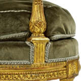 A PAIR OF ROYAL LOUIS XVI GILTWOOD FAUTEUILS - фото 8