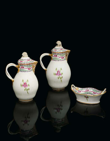 AN IMPERIAL VIENNA PORCELAIN BREAKFAST-SERVICE - photo 5