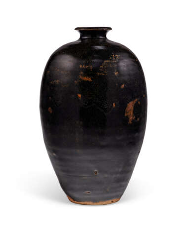 A BLACKISH-BROWN-GLAZED MEIPING - photo 1