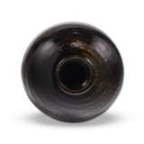 A BLACKISH-BROWN-GLAZED MEIPING - photo 5