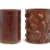 A CARVED HUALI ROOT-FORM BRUSH POT AND A BAMBOO BRUSH POT - photo 2