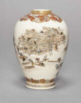 A SMALL SATSUMA VASE WITH CRAFTSMEN AT WORK