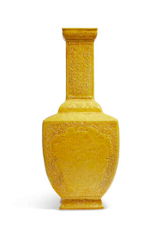 A YELLOW-ENAMELLED MOLDED AND INCISED `DRAGON’ FACETED BOTTLE VASE - photo 1