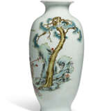A FAMILLE ROSE VASE WITH FEMALE IMMORTALS - фото 3