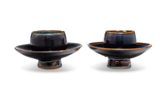 TWO SMALL BLACK-GLAZED CUP STANDS - фото 3