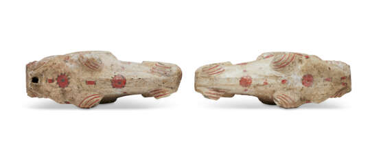 TWO PAINTED POTTERY HORSE HEADS - photo 3