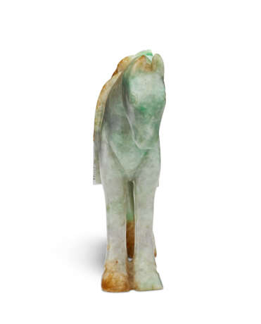 A WHITE AND GREEN JADEITE CARVING OF A HORSE - photo 5