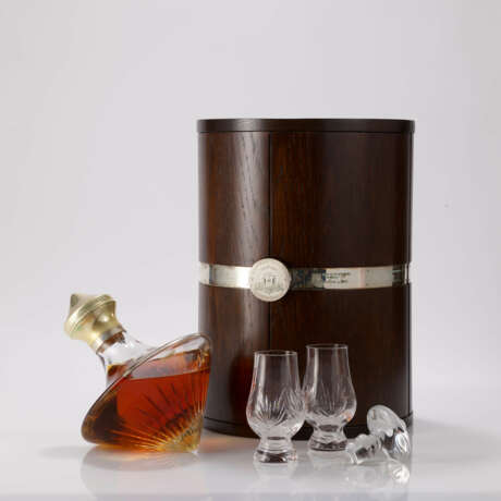 The Macallan Duncan Taylor The Rarest of Rare Collection 42 Year Old 1969 - photo 2