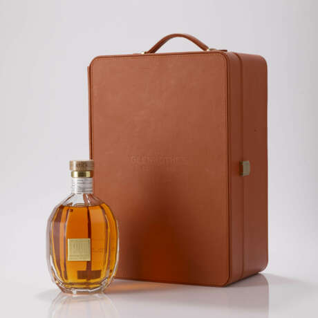 The Glenrothes 1969 Extraordinary Single Cask - photo 1