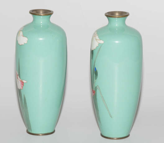 1 Paar kleine Vasen - Foto 3