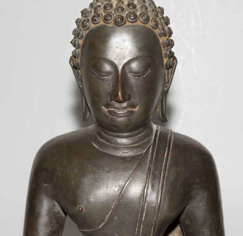 Sitzender Buddha - photo 10